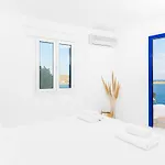 Villa Aqua Blue By Whitelist Mykonos *